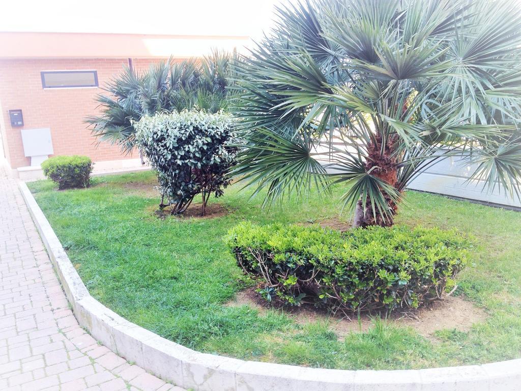 Domus Al Parco Guest House Fiumicino Zimmer foto