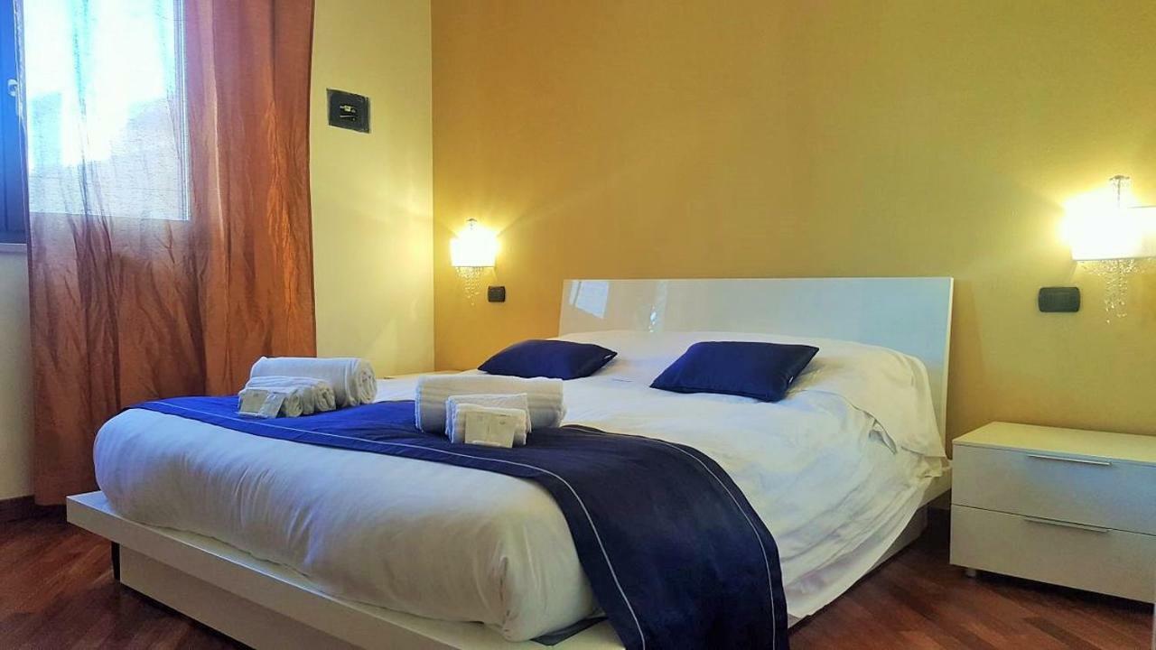 Domus Al Parco Guest House Fiumicino Exterior foto