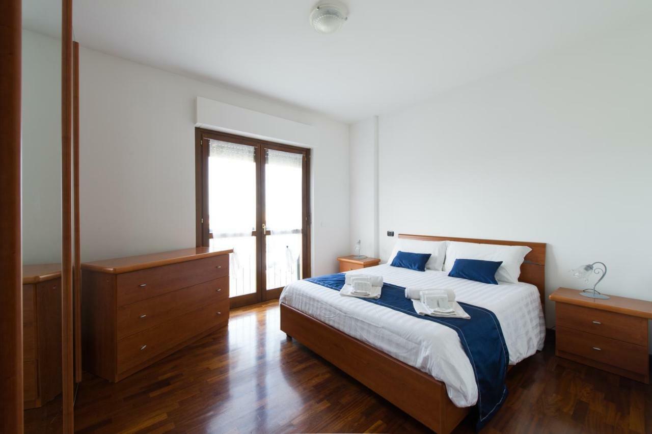 Domus Al Parco Guest House Fiumicino Exterior foto